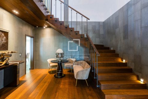 Villa de 6 dormitorios en venta en Sant Andreu de Llavaneres, Barcelona, Cataluña, Spain № 3810 - foto 8