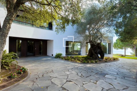 Villa de 6 dormitorios en venta en Sant Andreu de Llavaneres, Barcelona, Cataluña, Spain № 3810 - foto 6
