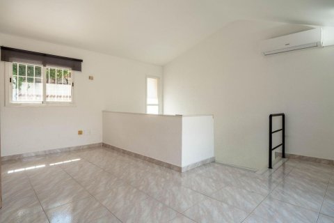 Casa adosada de 4 dormitorios en venta en Sitges, Barcelona, Cataluña, Spain № 7078 - foto 8