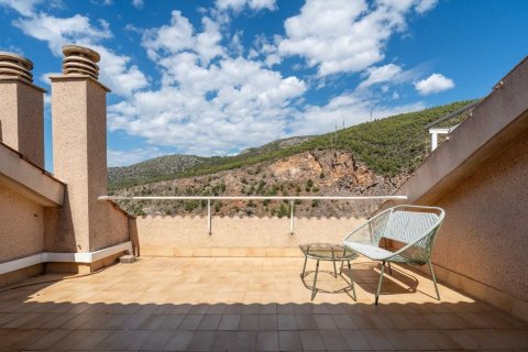 Casa adosada de 4 dormitorios en venta en Sitges, Barcelona, Cataluña, Spain № 7078 - foto 30