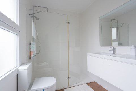 Сasa de 5 dormitorios en venta en Vilanova i la Geltrú, Barcelona, Cataluña, Spain № 7080 - foto 14