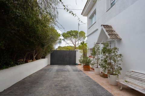 Сasa de 5 dormitorios en venta en Vilanova i la Geltrú, Barcelona, Cataluña, Spain № 7080 - foto 25