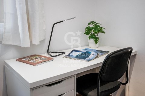 Купить квартиру в Барселона, Испания с 2 спальни, 50м², № 5252 - фото 27