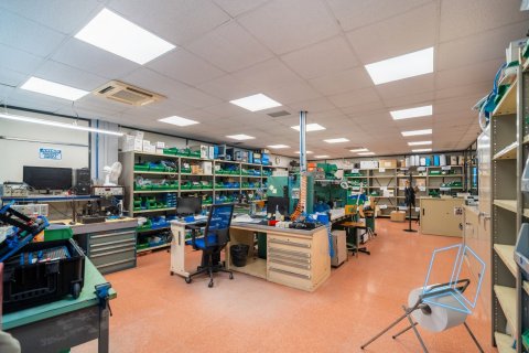 Estudio en venta en Sants-Montjuïc, Barcelona, Cataluña, Spain № 2186 - foto 27