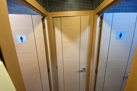 Propiedad comercial de 198 m² en venta en Sant Martí, Barcelona, Cataluña, Spain № 2188 - foto 18
