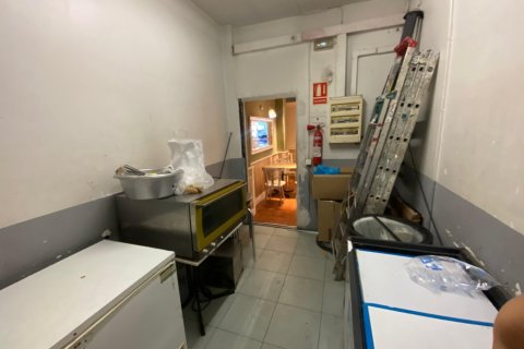 Propiedad comercial de 198 m² en venta en Sant Martí, Barcelona, Cataluña, Spain № 2188 - foto 20