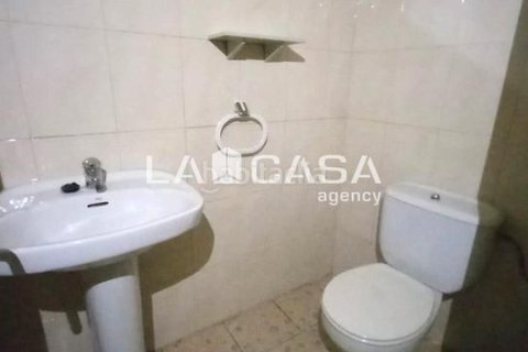 Casa adosada de 4 dormitorios en venta en Granollers, Barcelona, Cataluña, Spain № 2184 - foto 18