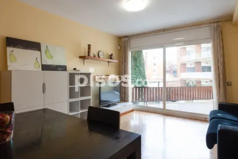 Apartamento de 4 dormitorios en venta en Castelldefels, Barcelona, Cataluña, Spain № 2189 - foto 3