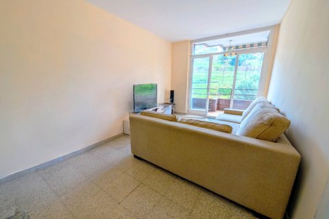 Apartamento de 3 dormitorios en venta en Sants-Montjuïc, Barcelona, Cataluña, Spain № 2190