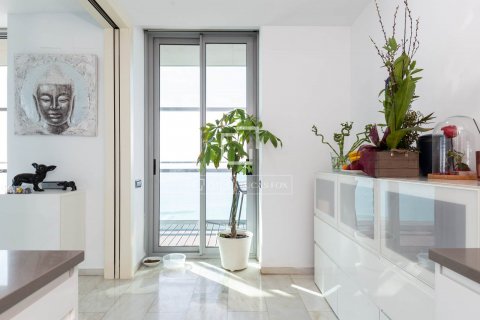 Купить квартиру в Барселона, Испания с 3 спальни, 123м², № 8541 - фото 18