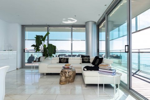 Купить квартиру в Барселона, Испания с 3 спальни, 123м², № 8541 - фото 4