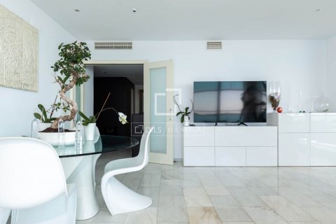 Купить квартиру в Барселона, Испания с 3 спальни, 123м², № 8541 - фото 9