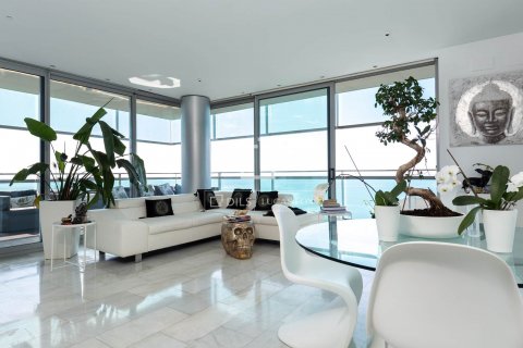Купить квартиру в Барселона, Испания с 3 спальни, 123м², № 8541 - фото 2
