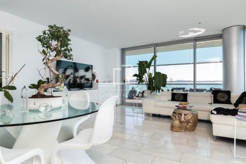 Купить квартиру в Барселона, Испания с 3 спальни, 123м², № 8541 - фото 6