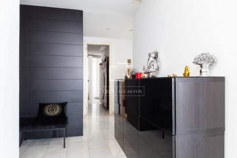 Купить квартиру в Барселона, Испания с 3 спальни, 123м², № 8541 - фото 21