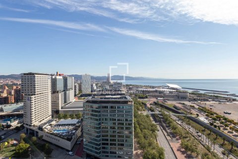 Купить квартиру в Барселона, Испания с 3 спальни, 123м², № 8541 - фото 15