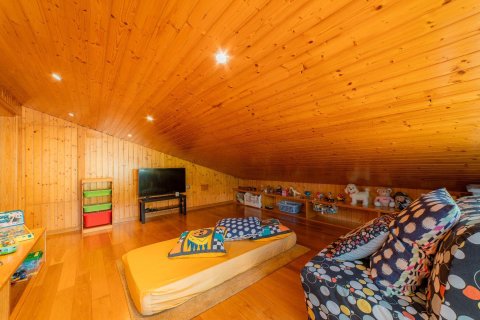 Сasa de 4 dormitorios en venta en Arenys de Munt, Barcelona, Cataluña, Spain № 1463 - foto 19