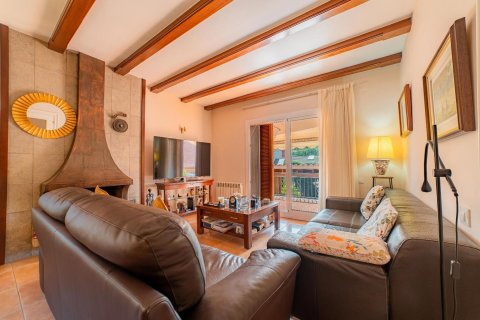 Сasa de 4 dormitorios en venta en Arenys de Munt, Barcelona, Cataluña, Spain № 1463 - foto 3