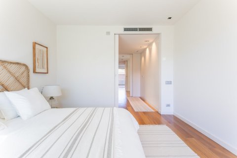 Сasa de 6 dormitorios en venta en Sant Cugat del Vallès, Barcelona, Cataluña, Spain № 1460 - foto 26