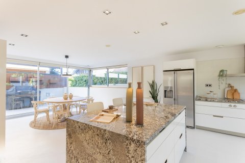 Сasa de 6 dormitorios en venta en Sant Cugat del Vallès, Barcelona, Cataluña, Spain № 1460 - foto 11