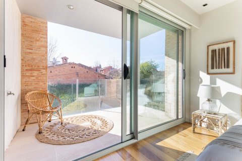 Сasa de 6 dormitorios en venta en Sant Cugat del Vallès, Barcelona, Cataluña, Spain № 1460 - foto 25