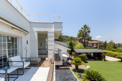 Сasa de 7 dormitorios en venta en Sant Cugat del Vallès, Barcelona, Cataluña, Spain № 1461 - foto 26