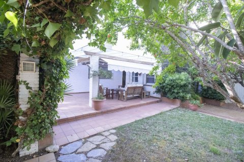 Сasa de 5 dormitorios en venta en Coma-Ruga, Tarragona, Cataluña, Spain № 1462 - foto 5