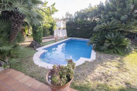 Сasa de 5 dormitorios en venta en Coma-Ruga, Tarragona, Cataluña, Spain № 1462 - foto 4