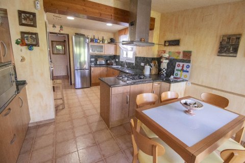 Сasa de 5 dormitorios en venta en Coma-Ruga, Tarragona, Cataluña, Spain № 1462 - foto 15