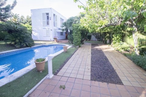 Сasa de 5 dormitorios en venta en Coma-Ruga, Tarragona, Cataluña, Spain № 1462 - foto 2