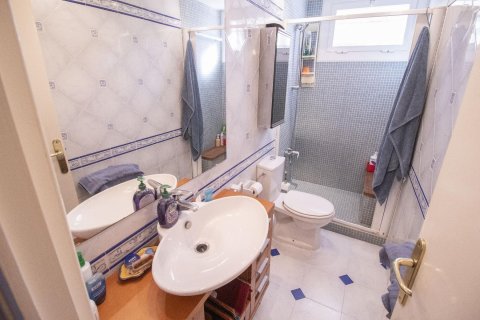 Сasa de 5 dormitorios en venta en Coma-Ruga, Tarragona, Cataluña, Spain № 1462 - foto 19