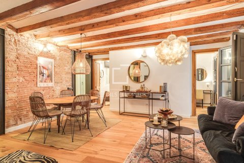 Купить квартиру в Барселона, Испания с 3 спальни, 91м², № 7119 - фото 3