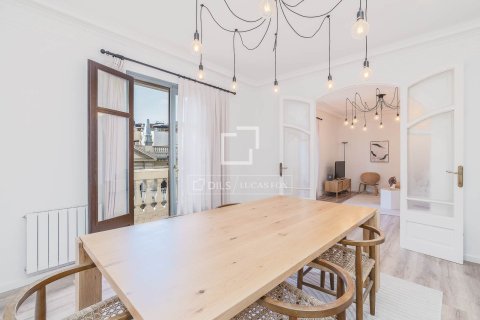 4 bedrooms apartment for rent in Barcelona, Catalonia, Spain № 7122 - photo 22