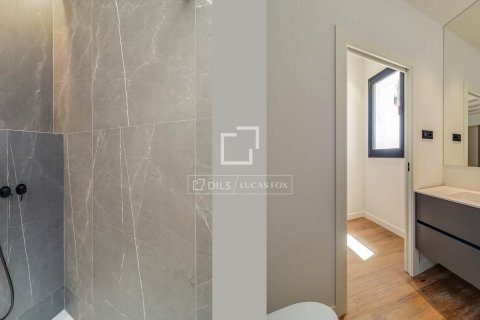 Купить квартиру в Барселона, Испания с 2 спальни, 101м², № 7118 - фото 7