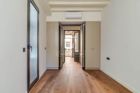 Купить квартиру в Барселона, Испания с 2 спальни, 101м², № 7118 - фото 10