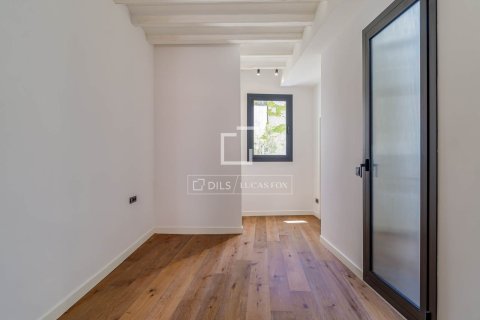 Купить квартиру в Барселона, Испания с 2 спальни, 101м², № 7118 - фото 12
