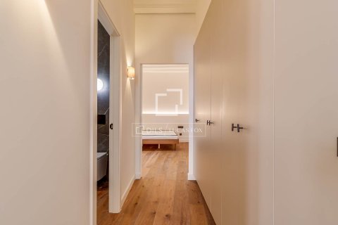 Купить квартиру в Барселона, Испания с 2 спальни, 101м², № 7118 - фото 24