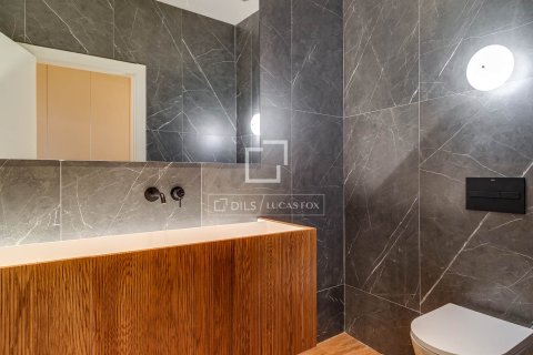 Купить квартиру в Барселона, Испания с 2 спальни, 101м², № 7118 - фото 19