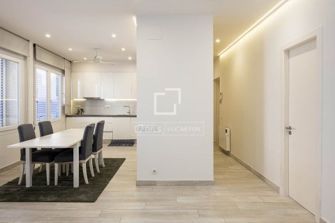 3 chambres apartment à vendre à Barcelona, Catalonia, Spain № 7124 - photo 3