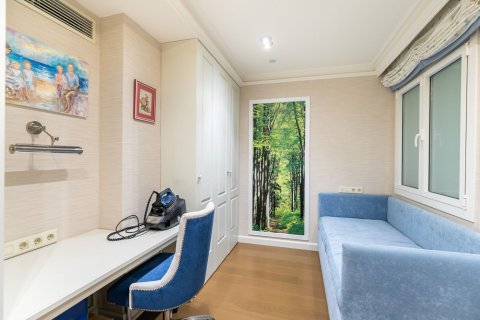 Casa adosada de 4 dormitorios en venta en Barcelona, Cataluña, Spain № 1508 - foto 27