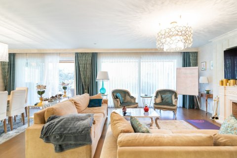 Casa adosada de 4 dormitorios en venta en Barcelona, Cataluña, Spain № 1508 - foto 6