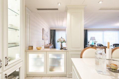 Casa adosada de 4 dormitorios en venta en Barcelona, Cataluña, Spain № 1508 - foto 12
