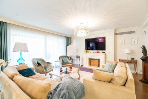 Casa adosada de 4 dormitorios en venta en Barcelona, Cataluña, Spain № 1508 - foto 4