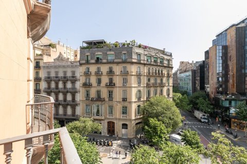 3 bedrooms apartment for sale in Barcelona, Catalonia, Spain № 1512 - photo 9