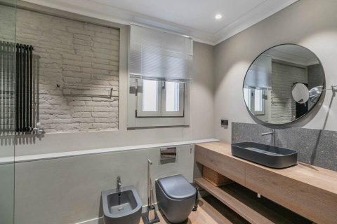 3 bedrooms apartment for sale in Barcelona, Catalonia, Spain № 1512 - photo 17