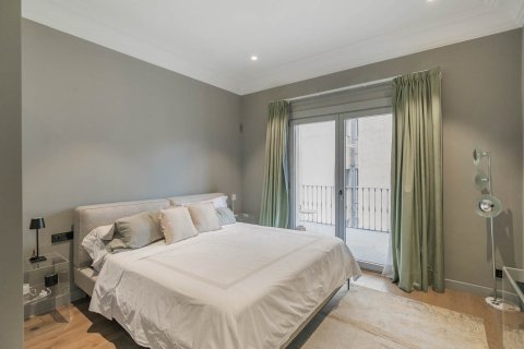 3 bedrooms apartment for sale in Barcelona, Catalonia, Spain № 1512 - photo 14