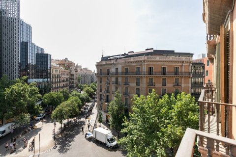 3 bedrooms apartment for sale in Barcelona, Catalonia, Spain № 1512 - photo 8