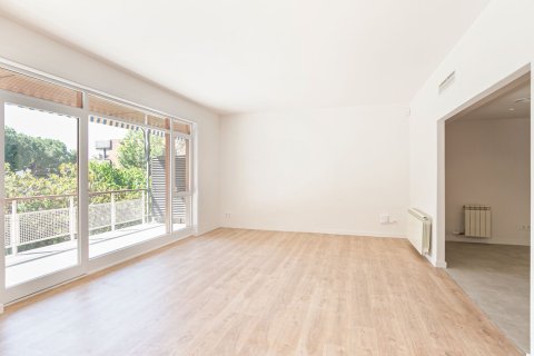 Apartamento de 5 dormitorios en venta en Barcelona, Cataluña, Spain № 1509 - foto 5