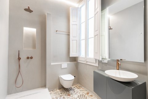 Apartamento de 3 dormitorios en venta en Barcelona, Cataluña, Spain № 1510 - foto 20