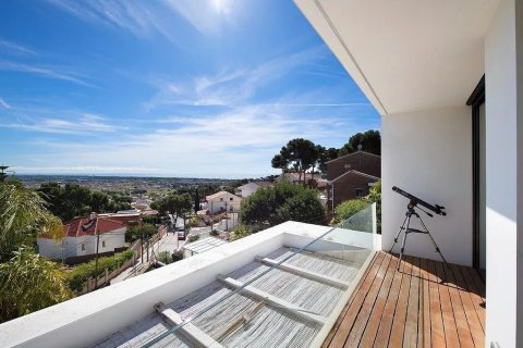 Сasa de 6 dormitorios en venta en Castelldefels, Barcelona, Cataluña, Spain № 1513 - foto 29